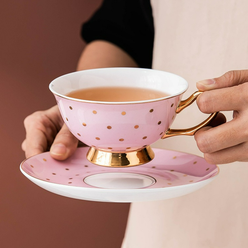 Coffee Tea Flask - แก้วกาแฟเซรามิกสีชมพูพร้อมจานรอง ถ้วยน้ำชา แก้วน้ำสำหรับสำนักงาน ชุดถ้วยน้ำชาสำหรับจิบชายามบ่ายสุดหรู ชุดแก้วน้ำสำหรับครัวเรือน แก้วน้ำ