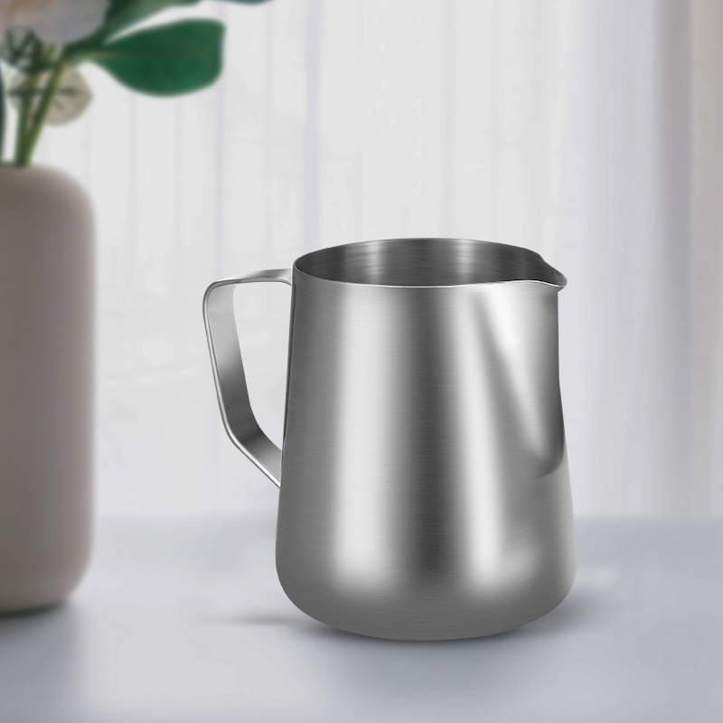 Barista Milk Jug - เหยือกตีฟองนมสแตนเลสสำหรับทำกาแฟเอสเพรสโซ ลาเต้ คาปูชิโน่ และเครื่องดื่มอื่นๆ
