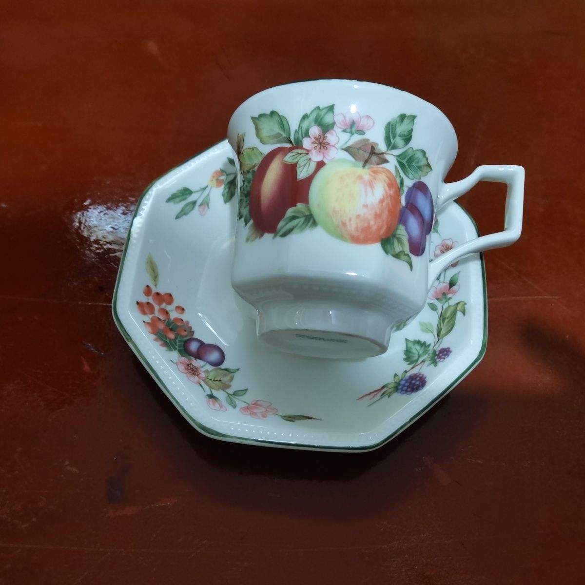 Coffee Tea Uk - ส่งออกไปยังสหราชอาณาจักร ถ้วยกาแฟแปดเหลี่ยมดั้งเดิมและจานรอง ถ้วยน้ําชายามบ่ายอังกฤษและจานรอง