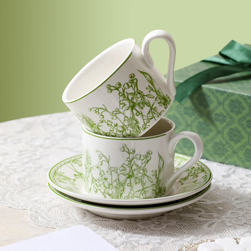ชุดแก้วกาแฟและจานรองลายลิลลี่อ - Valley Tea And Coffee บทวิจารณ์และราคา
